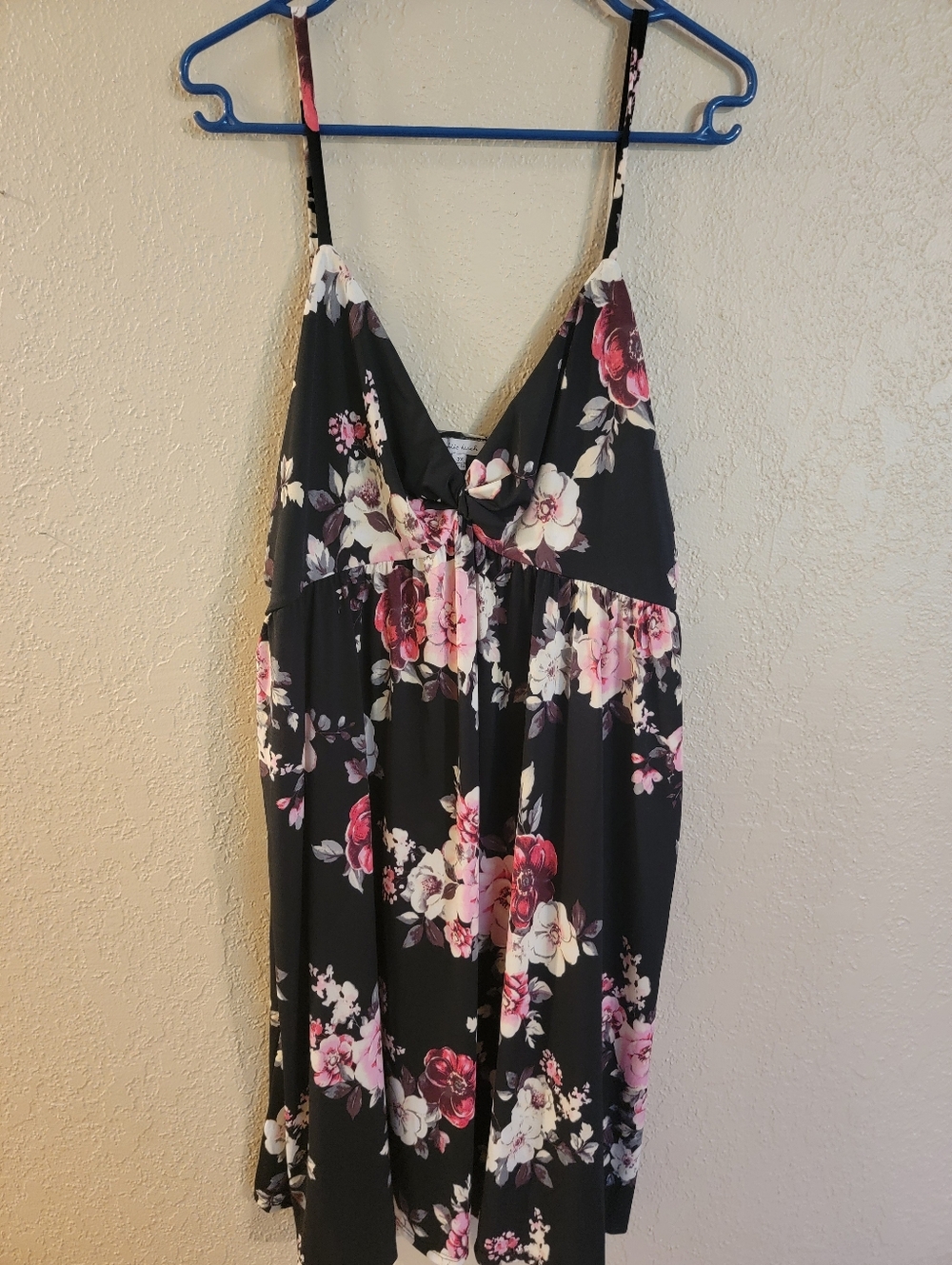 Black Floral Sleeveless Midi Dress with Pink & White Blooms
